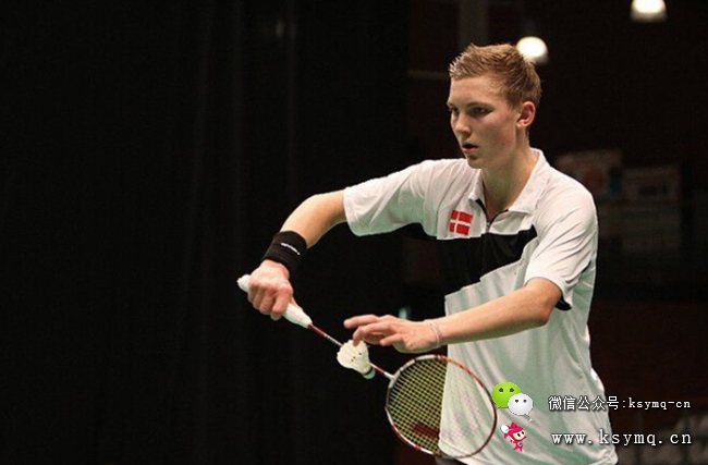 2017新款尤尼克斯YONEX DUORA Z-STRIKE羽毛球拍评测